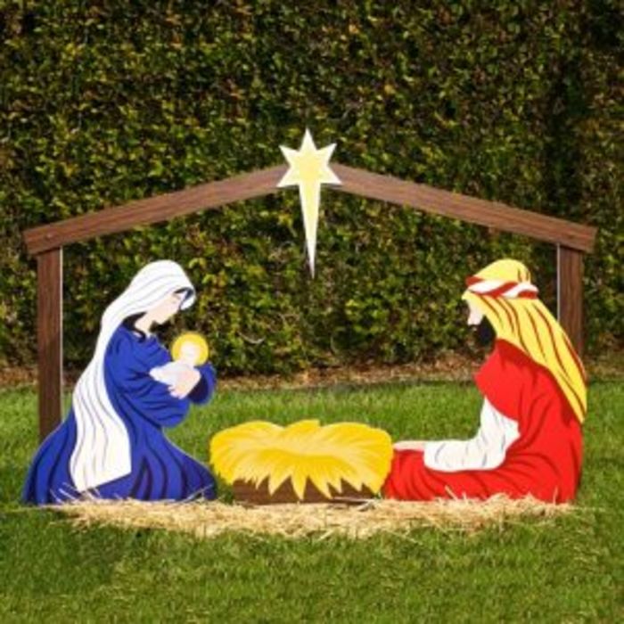 Outside Christmas Decorating Fun | A Listly List