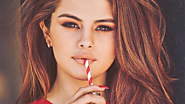 Selena Gomez's Social Media Posts Are Evidently Worth $550,000 Apiece
