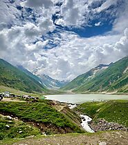 Best Guided Tours to Northern Pakistan | Explore with Mavrick Tours
