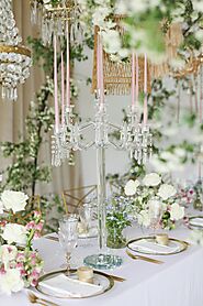 Choosing the Right Centerpieces
