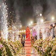 Destination Wedding Trends 2025: Blending Tradition with Modern Elegance