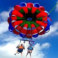 Parasailing in Miami