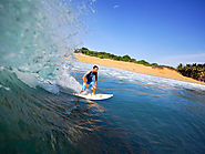 Surfing in Arugam Bay