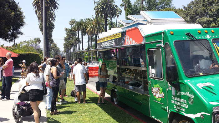 Food Truck Catering In Los Angeles With Greenz On Wheelz | A Listly List