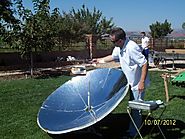 How does solar cooking work?