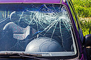 Avoid The Risk! Know If You Can Drive with Windscreen Damage or Not!