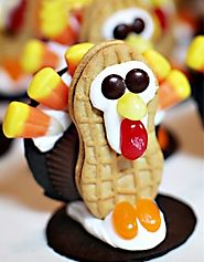 Cute Thanksgiving Cookies Kids Love To Make (and EAT!)