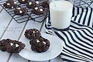 Flourless Triple Chocolate Cookies - Happy Food, Healthy Life