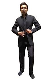 Have A Fashionable Look With Stylish Prom Tuxedos
