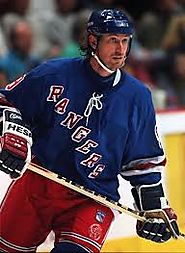 Wayne Gretzky playing Ice Hockey