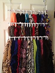 How do you organize the scarves?