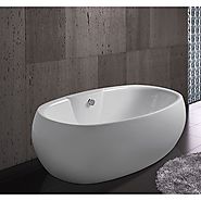 Phòng tắm sang trọng hiện đại với bồn tắm massage Toto