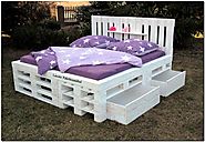 Giant Recycled Pallets Bed with Storage
