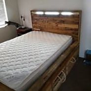 Recycled Pallets Bed with Headboard Light