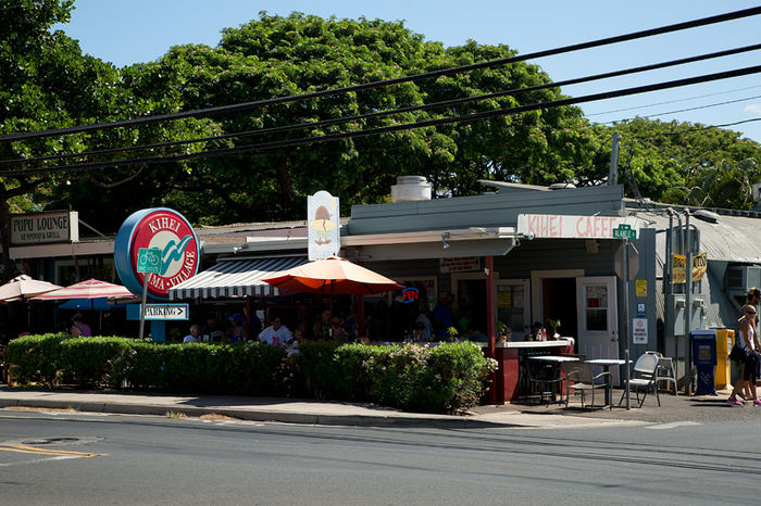 Top 12 places to eat in Maui | A Listly List