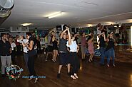Basis-Tipps und Tricks zum Erlernen von den Salsa in der Tanzschule
