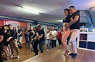 Kizomba-Tanz: Warum verlieben sich Tänzer ineinander? - Salsa People