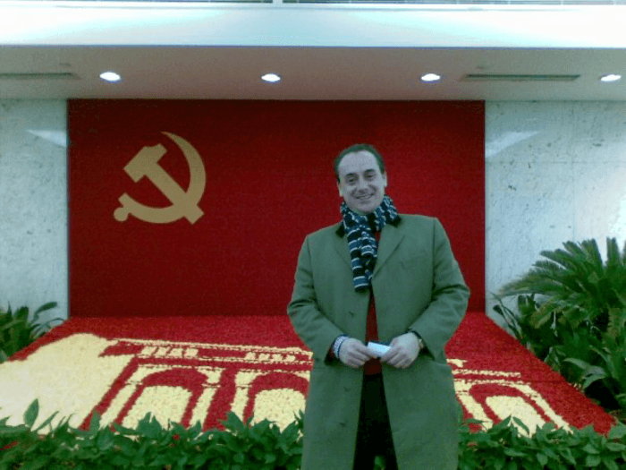 Shanghai dating expat