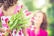 How to Celebrate Mother’s Day with your Aging Mom
