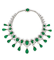 Buy diamond Necklaces Online - Jewels Queen