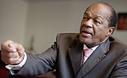 Marion Barry poses an ingenious argument