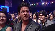 Romantic medley tribute to Shahrukh Khan by Bollywood Singers | Mirchi Music Awards