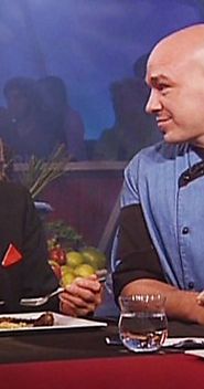 "Iron Chef America: The Series" Symon vs. Cosentino: Offal (TV Episode 2008)