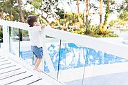 Advantages of frameless glass for balconies and related areas