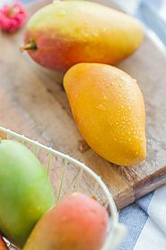 Sok z mango z dodatkiem mięty