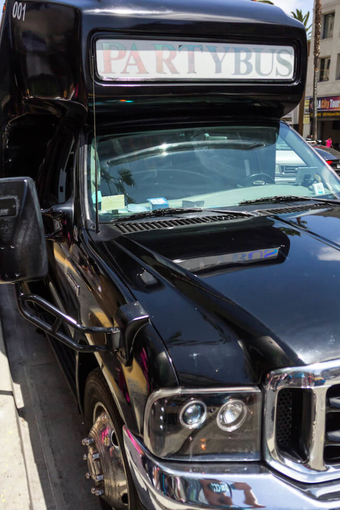 limosine shuttle service near me limosine shuttle service near me