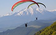 Adventure Paragliding Activity in Aspen,Vail