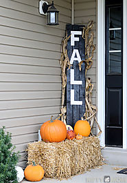 5 Easy Fall Porch Decorations + $100 Lowe’s Gift Card Giveaway