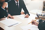 How to Hire a Contract Lawyer?