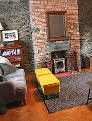 STAYS WITH STYLE | A Weekend at Tŷ'r Gofalwr The Caretaker's Cottage, Snowdonia - Camping with Style Camping Blog | A...
