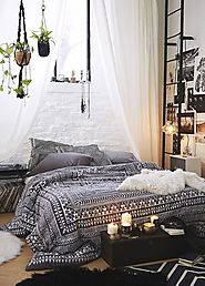 A Decorator's Guide to Bohemian Style