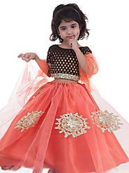 Indian Traditional Wear at Mydesiwear