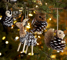 Go Rustic With Country Christmas Decorations