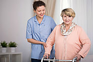 How Seniors Benefit from Homemaking Services