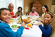 Tips to Help Seniors Maintain a Healthy Diet During the Holidays