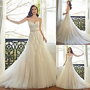Get what you want through custom wedding dress in Melbourne!