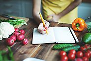 The Role of a Holistic Nutritionist