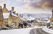 Stunning Scenery and Christmas Markets in the Cotswolds