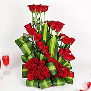 Buy RED ROSES ARRANGEMENT Online - OyeGifts