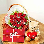 Send Love Basket with Bear Online Same Day Delivery - OyeGifts.com