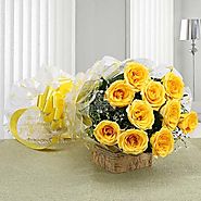 Bunch of 10 Yellow Roses in a cellophane Packing - OyeGifts.com