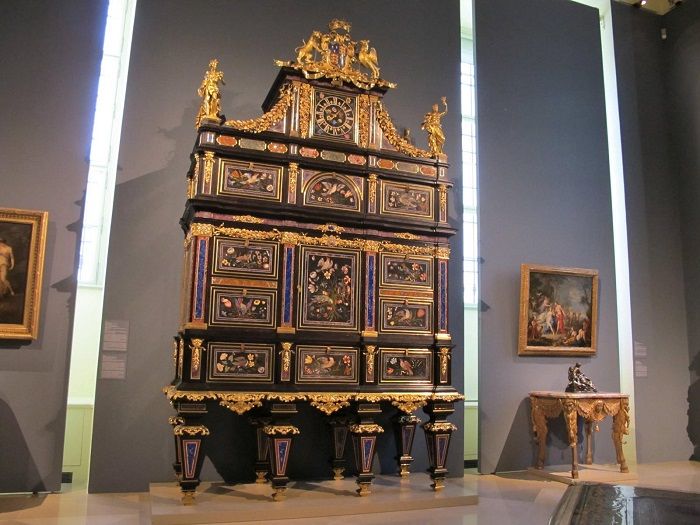 10 Most Expensive Artifacts in the World A Listly List