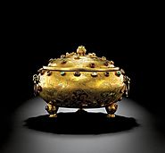 Ming Dynasty Gold Tripod Vessel