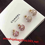 Chanel golden earring