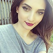 Stylish and Experienced Pakistani and Indian Ladies in Dubai
