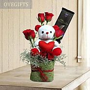 Buy Vase of Teddy with Red Roses and Bournville Chocolate Online - OyeGifts.com